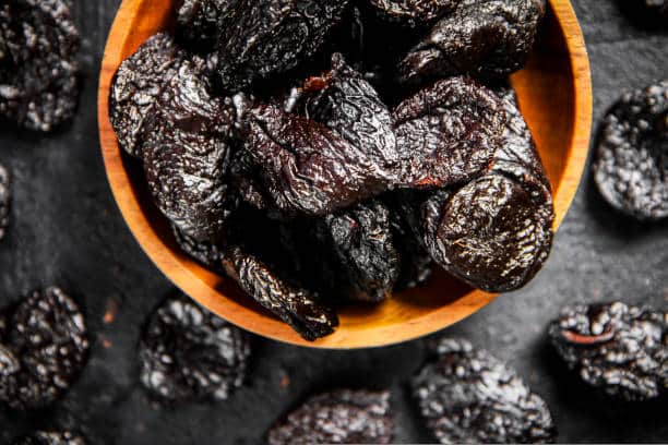 خرید آلوبخارا خشک خانگی محلی + قیمت فروش استثنایی